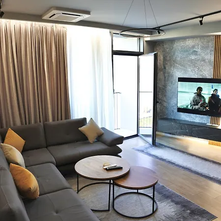 Luxe Living Lakescape - View Residences Διαμέρισμα Τίρανα