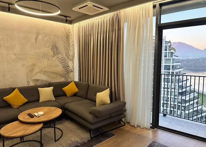 Lakescape - View Residences アパート ティラナ