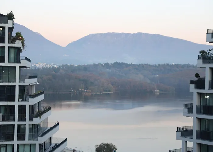 アパート Lakescape - View Residences